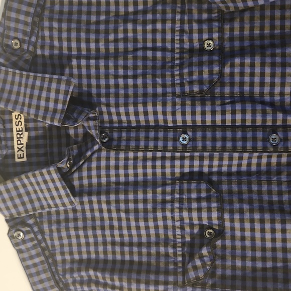 Express Button-up - Picture 3 of 4